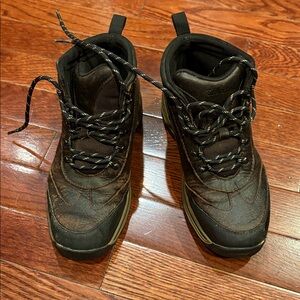 Timberland Backroad Kid’s Brown Leather Hiking Winter Snow Boots Size 4Y